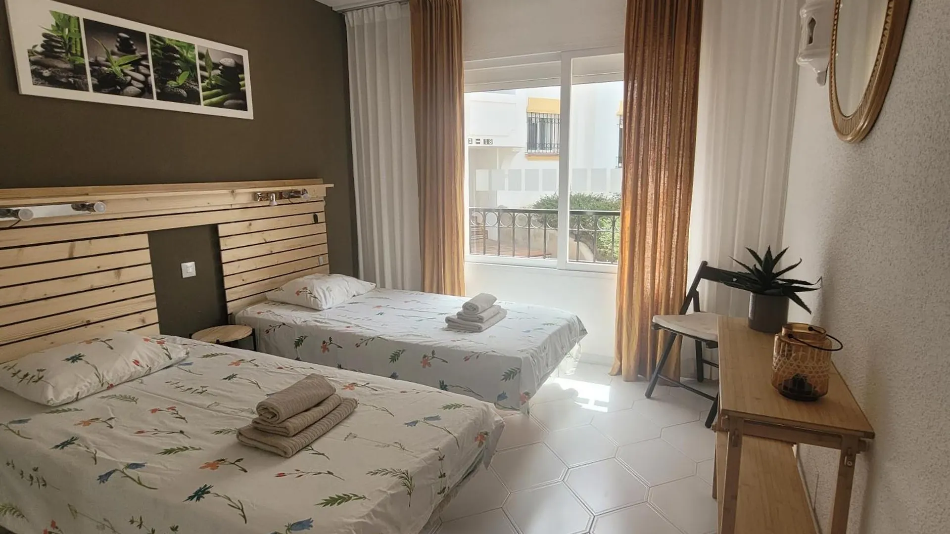 Luxurious Seaview Apartment 6P, 卡拉德米哈斯 西班牙