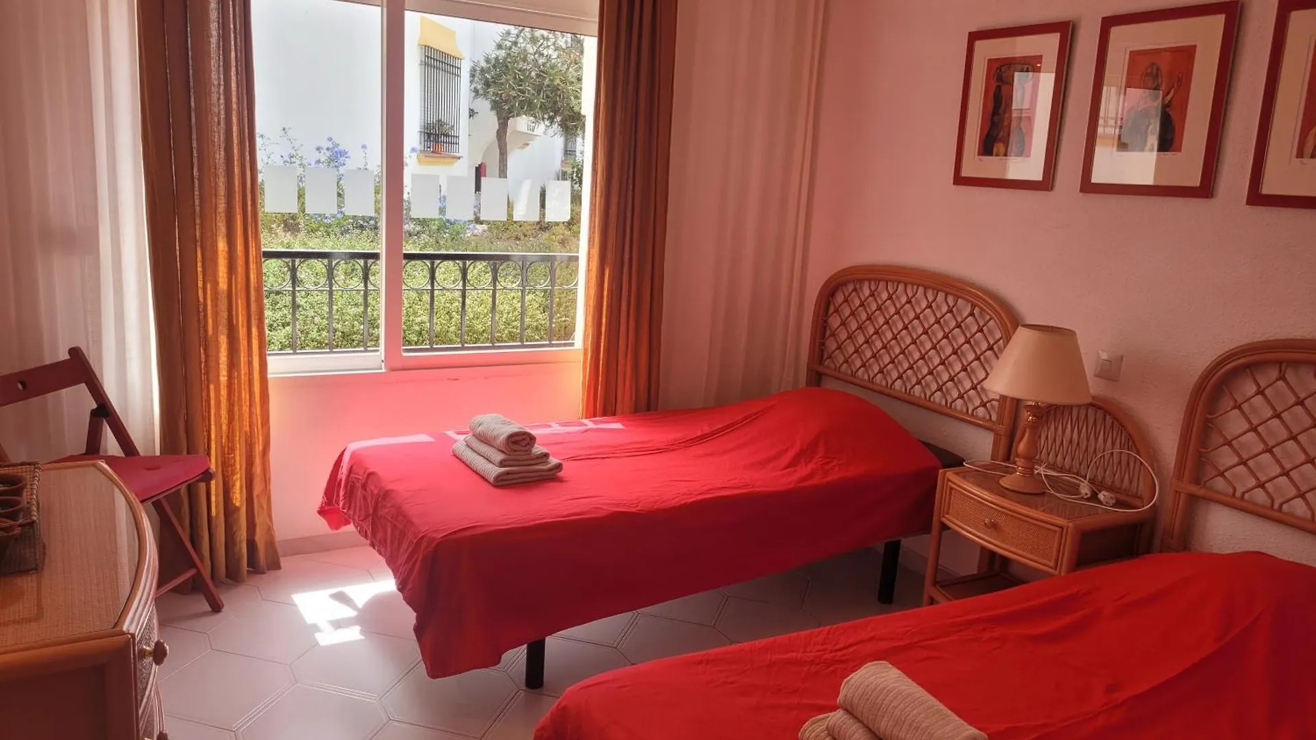 Luxurious Seaview Apartment 6P, La Cala De Mijas